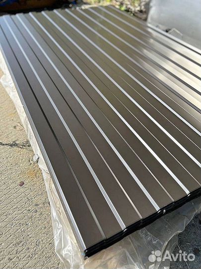 Профнастил C8 коричневый