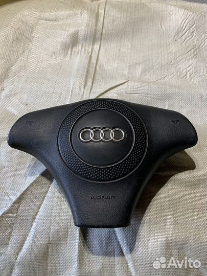 Подушка безопасности audi A8 D2