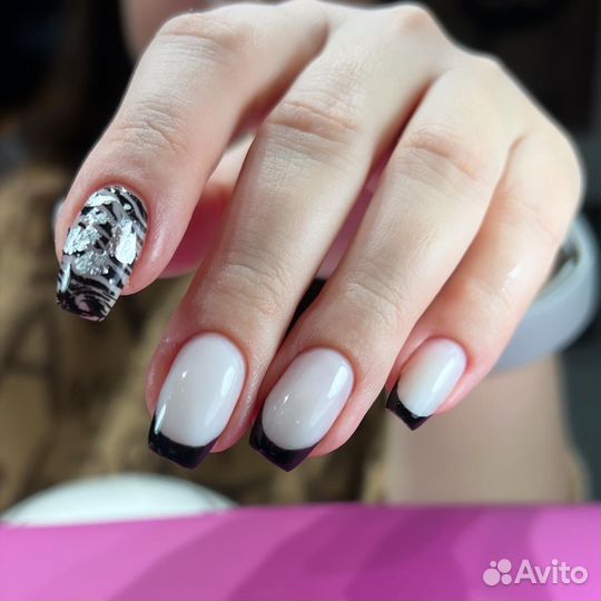 Маникюр и педикюр