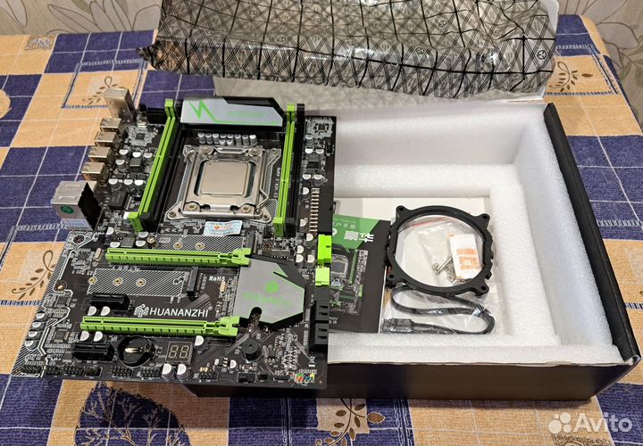 Материнская плата Huananzhi X79 PB (Luxury)