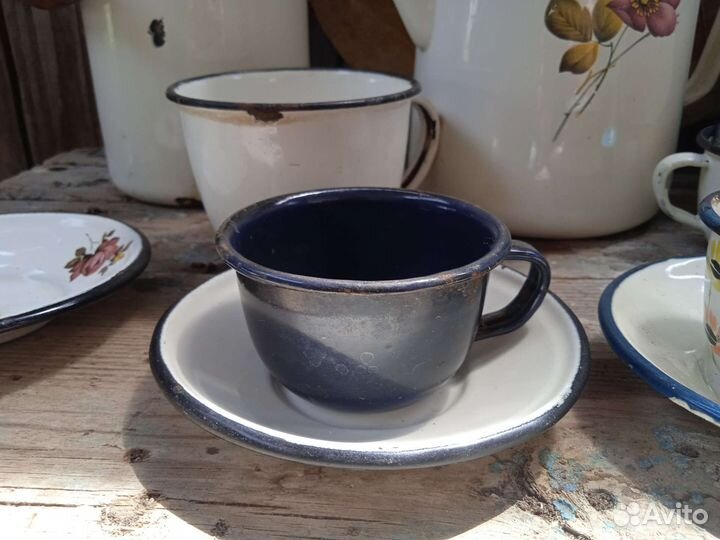 Кофейники СССР, чашки кофейные эмалированные