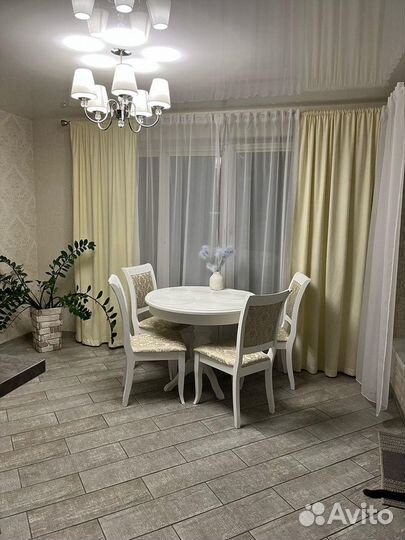 Шторы 150*250 2 шт + подхваты