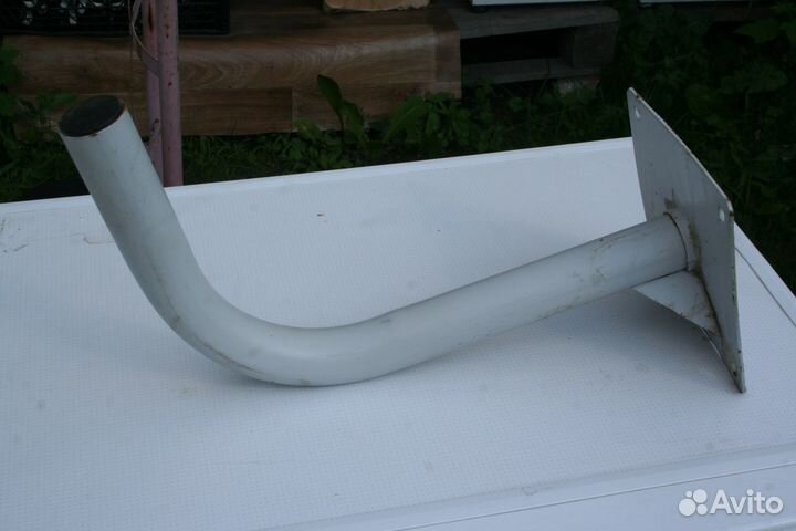 Спутниковая тарелка + головка + кронштейн