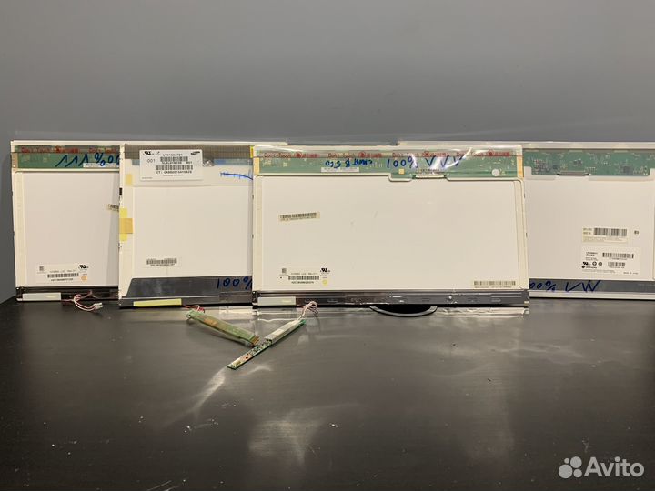 Матрица 15.6 ccfl 30pin 4шт проверенные