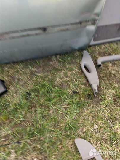 Боковая дверь Dodge caravan /Chrysler