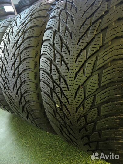 Nokian Tyres Hakkapeliitta R3 285/40 R21