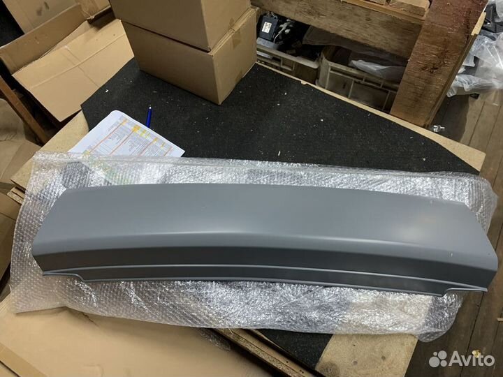 Накладка борта багажника mitsubishi outlander XL