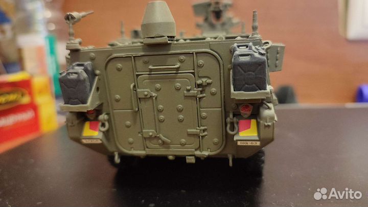 1:35 бтр Stryker (Страйкер)
