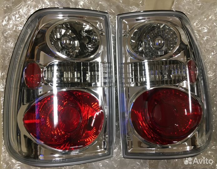 Задние фонари toyota LC 100 комплект 4шт