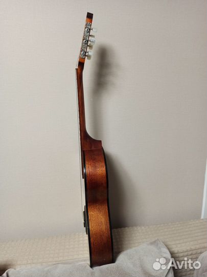 Продается гитара