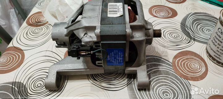 Двигататель стиральной машины