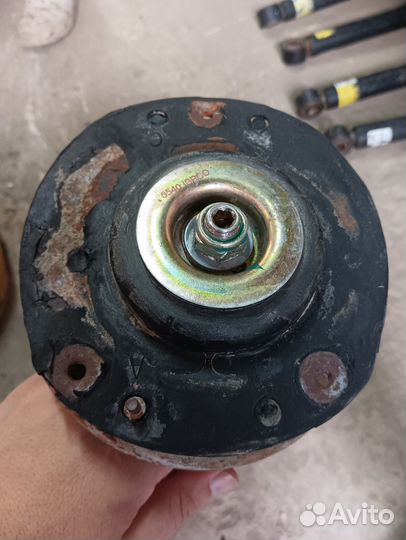 Стойка пежо 206