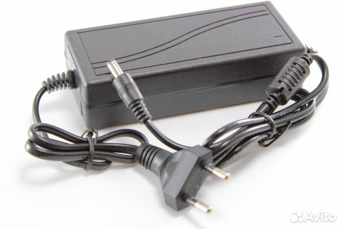 Блок питания 12В 5А разъем 5,5*2,1(2,5)