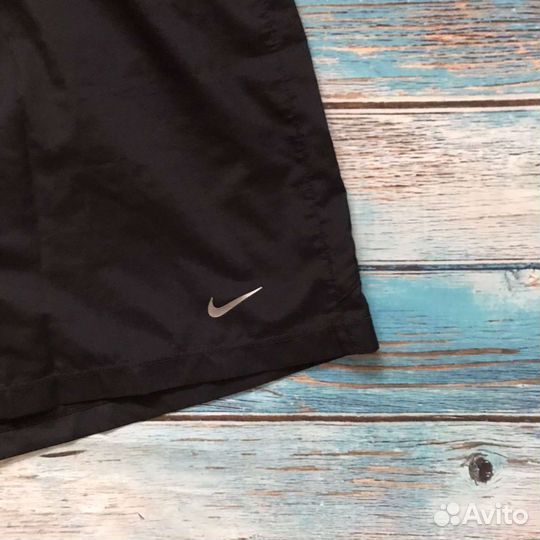 Nike р-р M оригинал спортивные шорты