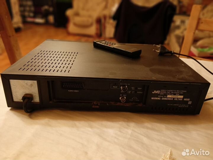 Видеомагнитофон jvc hr-d522a (DK)