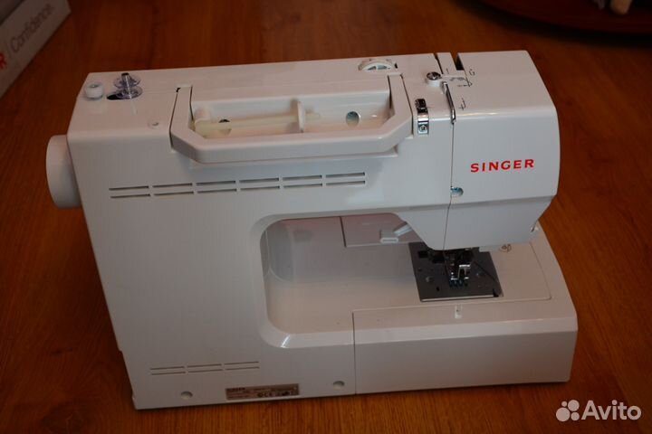 Швейная машина Singer (Зингер) Confidence 7463