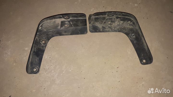 Брызговики на Лансер 10