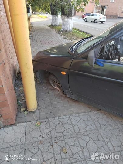 ВАЗ 2110 1.6 МТ, 2007, битый, 300 000 км