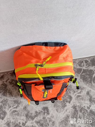 Туристический спортивный рюкзак 30-40 л. Новый
