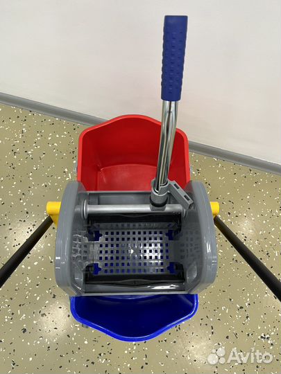 Тележка двухведерная с отжимом 2*15л