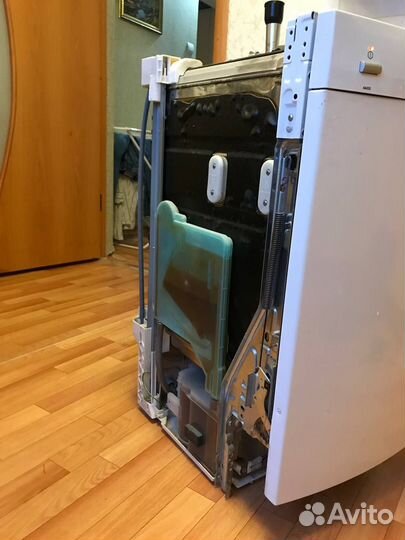 Ремонт стиральных машин и холодильников