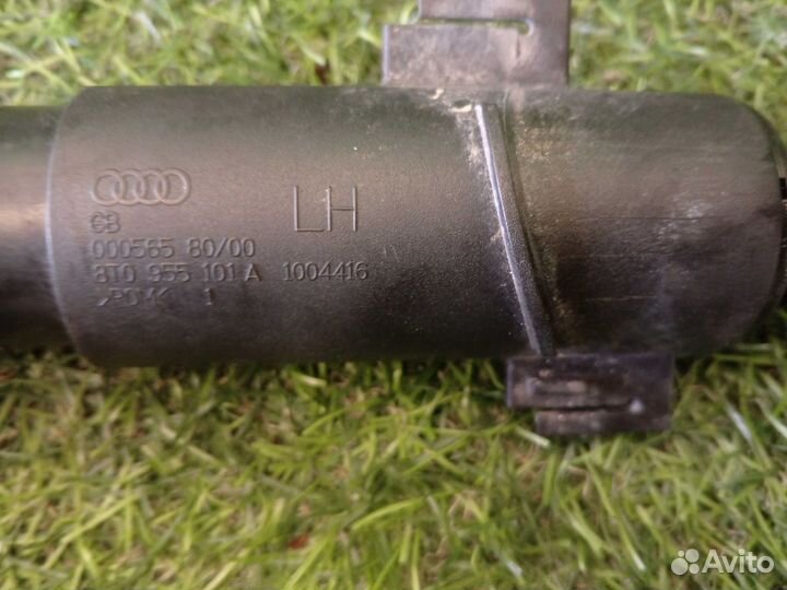 Форсунка омывателя фары левая 8T0955101A Audi A5 8T 8T