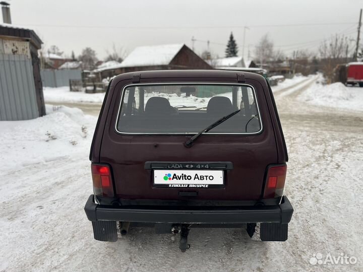 LADA 4x4 (Нива) 1.7 МТ, 2010, 198 352 км