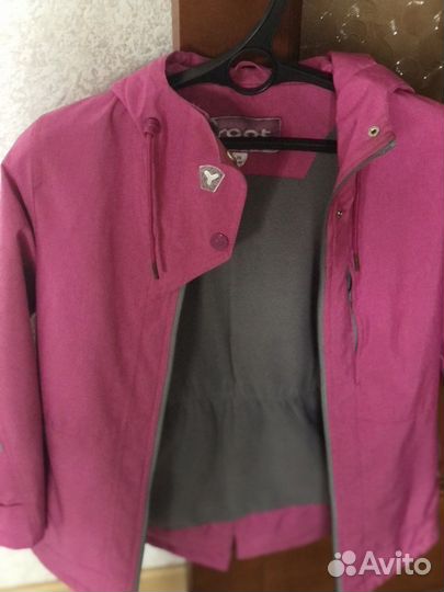 Ветровка для девочки