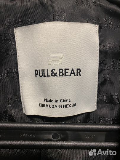Пальто черное Pull&Bear