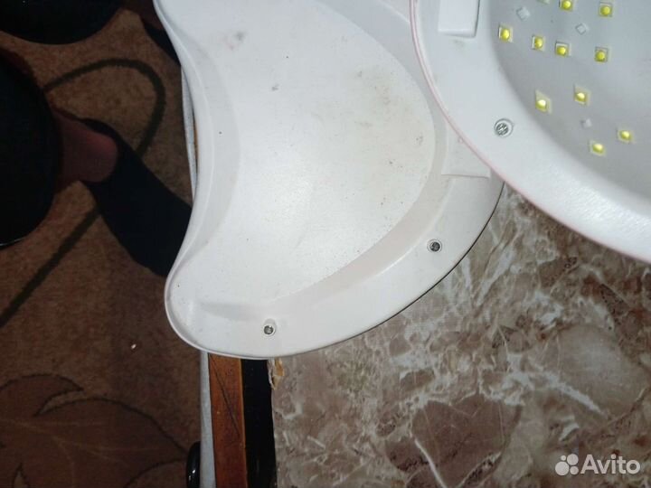 Лампа для маникюра