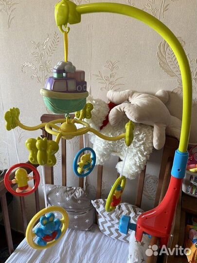Мобиль на кроватку музыкальный