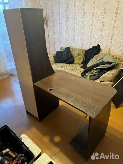 Компьютерный стол