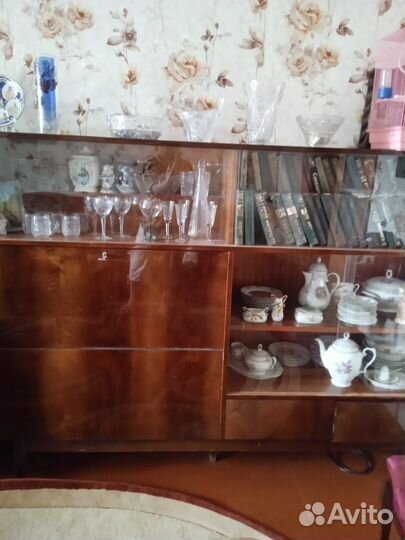 Стенка в гостиную