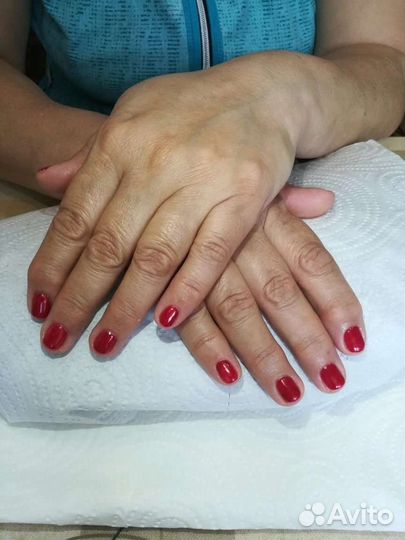 Маникюр и педикюр