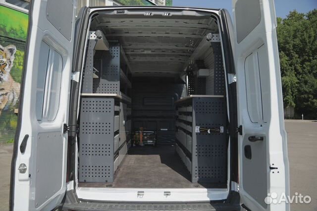 Мебель для передвижной мастерской