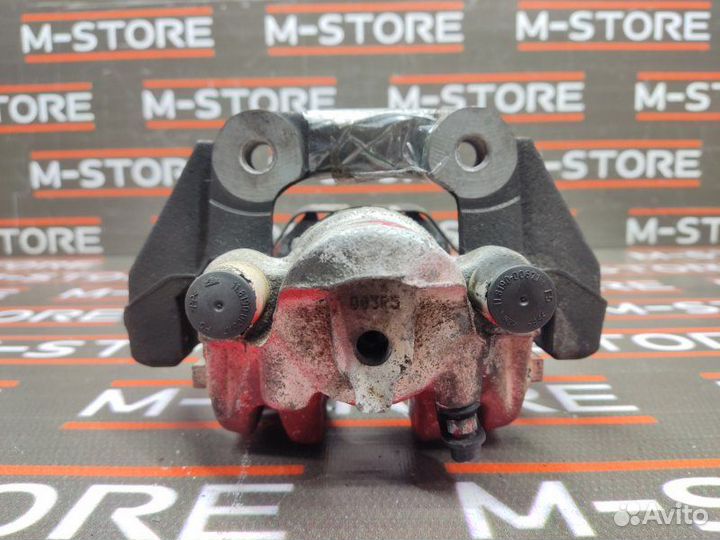 Суппорт задний правый Bmw 7-Series E66/65 N62B44A