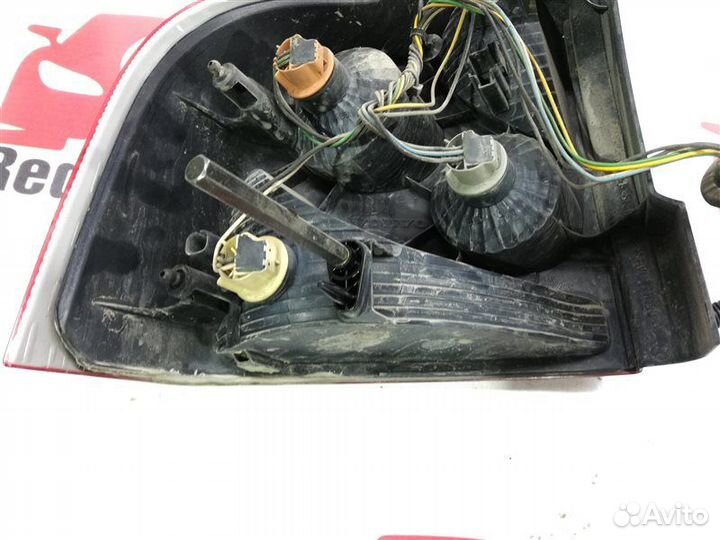 Фонарь задний правый Volvo Xc90 C 91 B6294T 2003