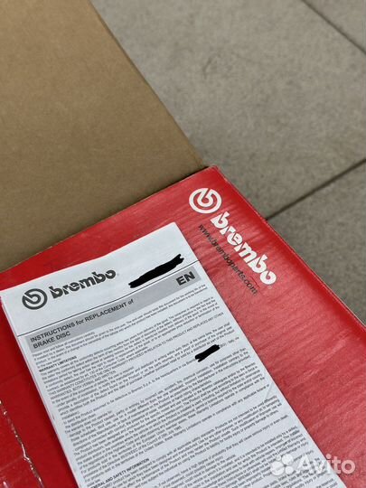 Тормозные диски (колодки ) w212 w218 AMG