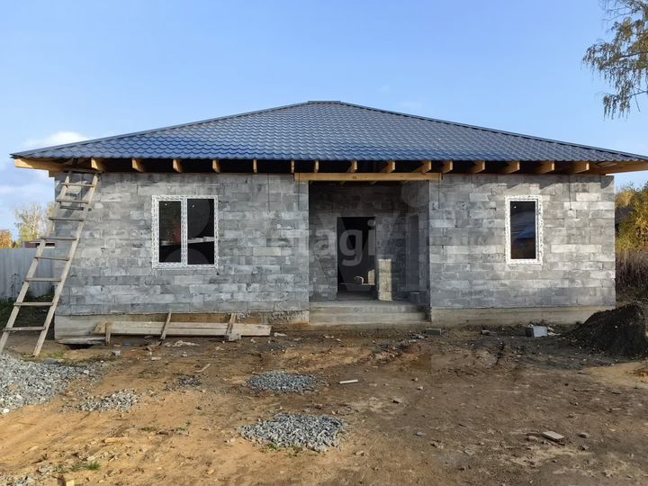 Коттедж 140 м² на участке 10 сот.