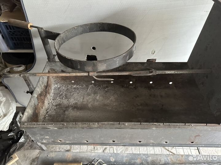 Мангал на колесах