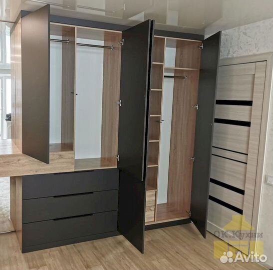 Шкаф купе распашной на заказ