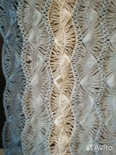 Палантин вязаный