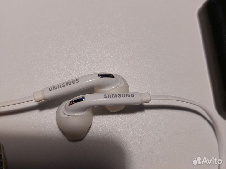 Гарнитура samsung проводная