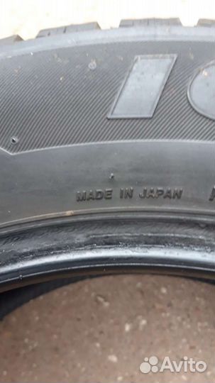 Bridgestone Ice Cruiser 7000S 215/60 R17