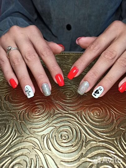 Маникюр, педикюр на реклайнере, наращивание ногтей