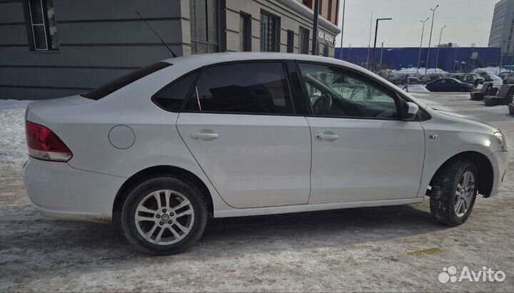 Volkswagen Polo 1.6 МТ, 2011, 220 000 км