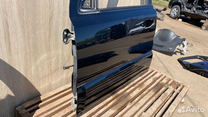 Дверь Передняя Левая Kia Sorento 1 2006-2009