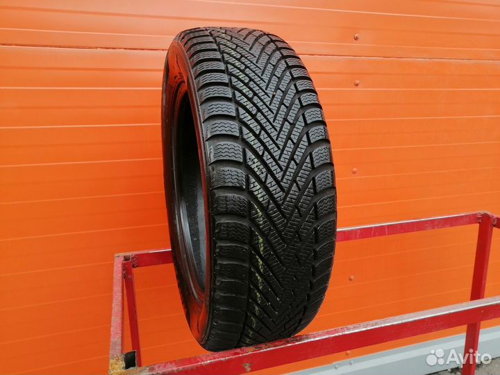 Pirelli Winter Cinturato 205/55 R16