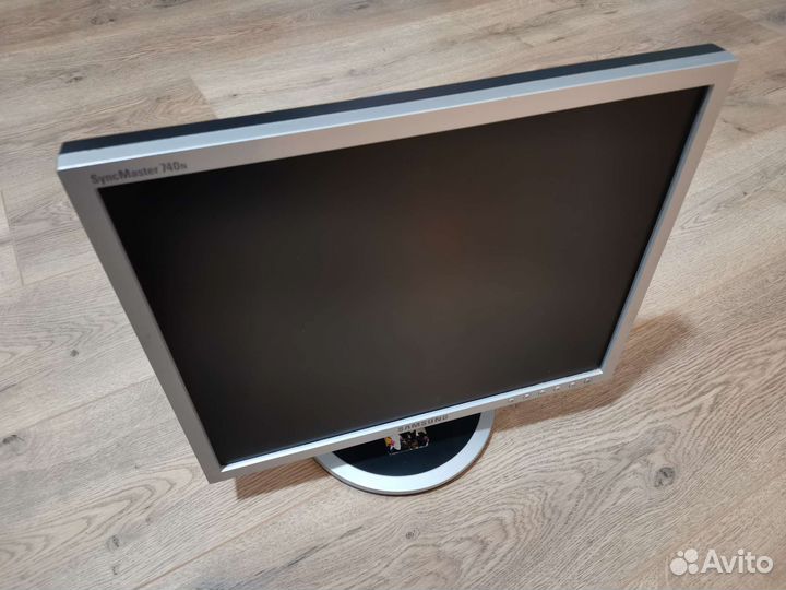 Монитор samsung 17'