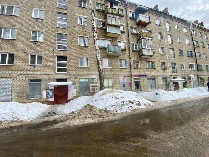 2-к. квартира, 41,8 м², 2/5 эт.